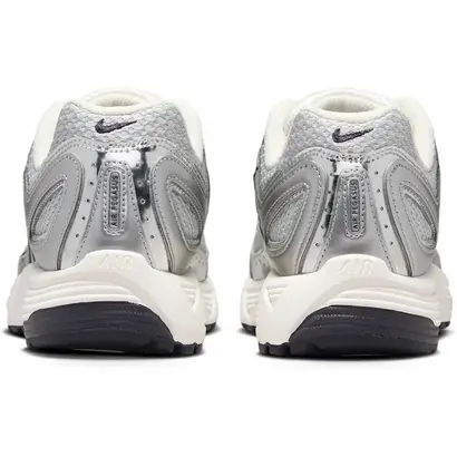 γυναικεία sneakers Nike Air Pegasus 2005 ασημί πίσω όψη
