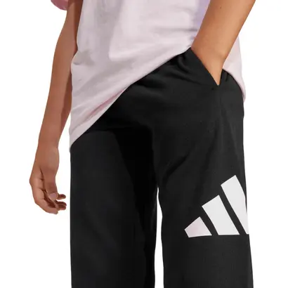 Παιδικό Αχνούδιαστο Παντελόνι Φόρμας Adidas Sportswear μαύρο λεπτομέρεια τσέπη