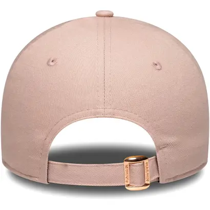 Πίσω όψη καπέλου New Era 9Forty με ρυθμιζόμενο λουράκι