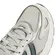 Λεπτομέρεια μπροστινού μέρους ανδρικών Adidas Eclyptix 2000 σε γκρι με βεραμάν ρίγες και διάτρητο ύφασμα για αναπνοή