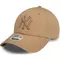 Γυναικείο καπέλο New Era 9Forty League σε μπεζ απόχρωση με Yankees λογότυπο